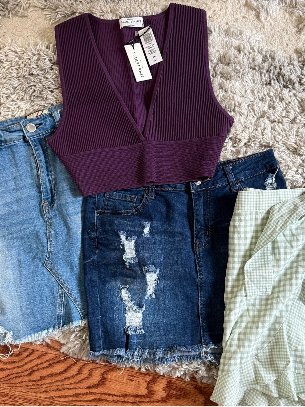 Aritzia, Altered State, and more. Lot Jean skirts and top new